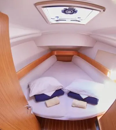 Bed On Boat 36031 Corfu Bateau-hôtel *