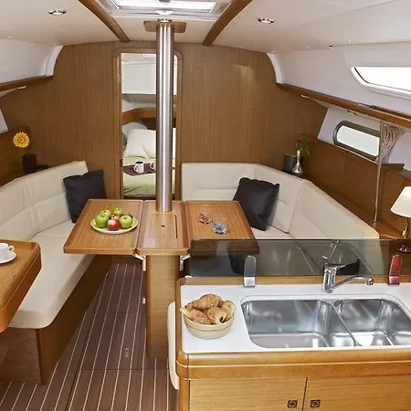 船屋 Bed On Boat 36031 Corfu